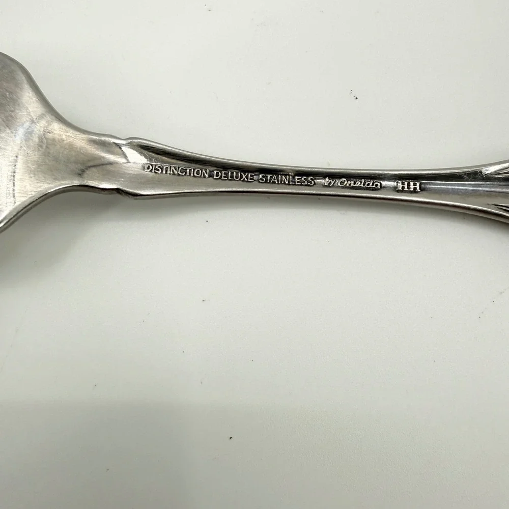 Oneida distinction deluxe